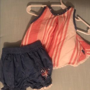 Well Dressed Wolf Faded Red